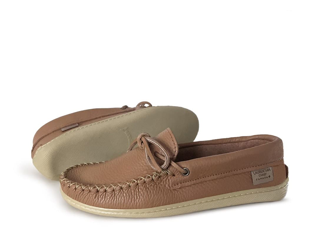 Driving moccasin, 2 eyelets collar, insole, natural rubber sole