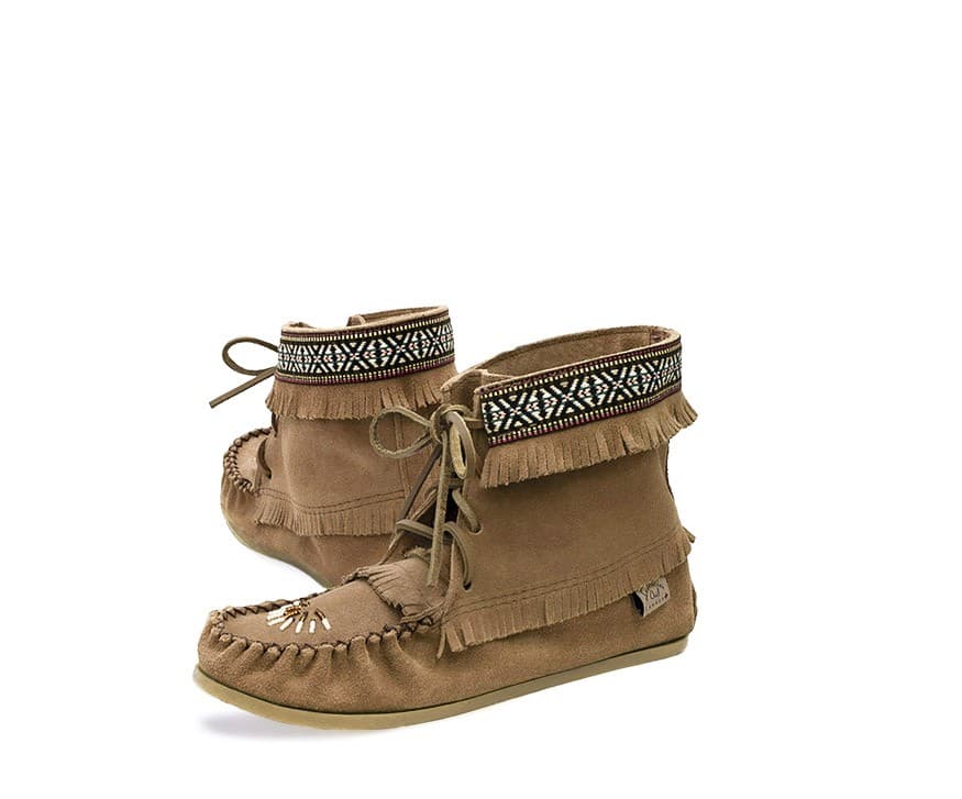 Concho, beaded, crepex natural sole